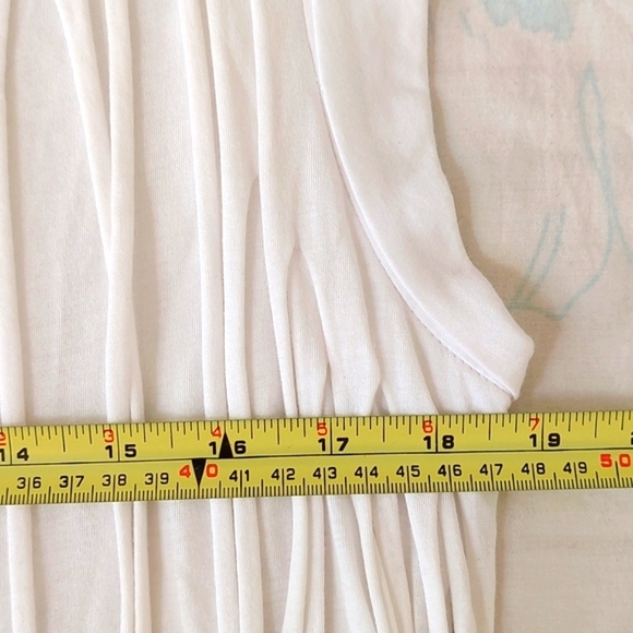 BCBGMAXAZRIA fringe white top - Picture 11 of 15